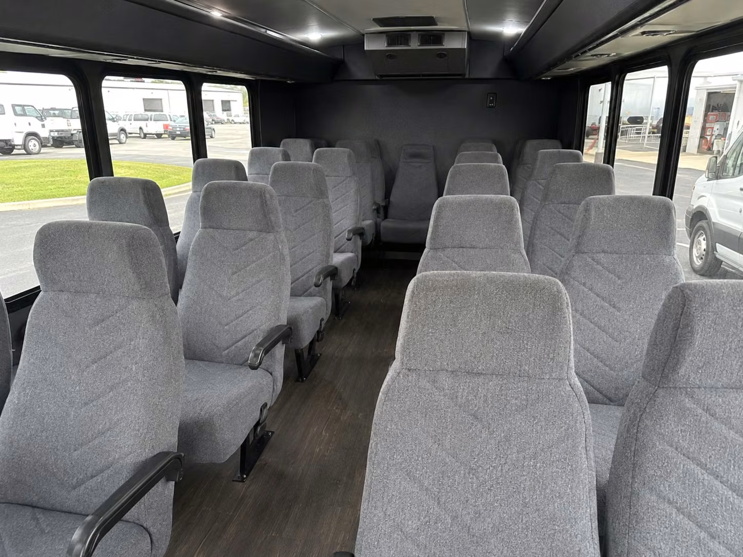 murrieta airport transfer shuttle bus services